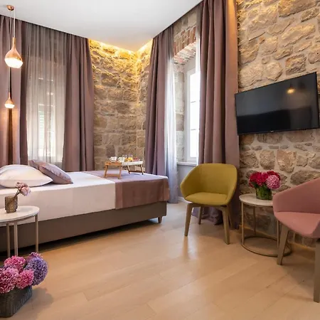 Boutique Faggioni Frühstückspension 4*