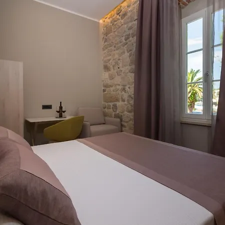 Boutique Faggioni 4*