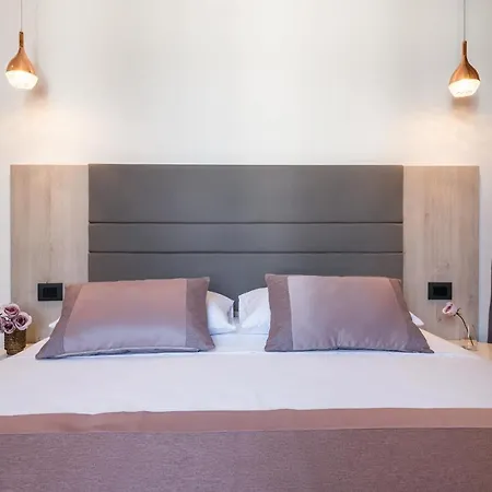 Boutique Faggioni Couette-café