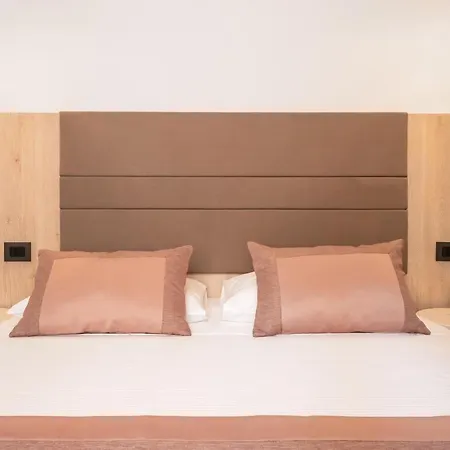Boutique Faggioni Couette-café